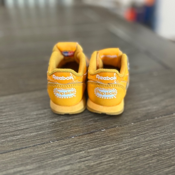 Vintage Toddler Rebok - Picture 2 of 6